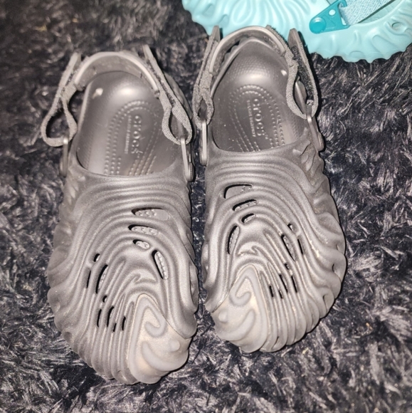 Salehe Bembury Pollex Crocs- Sasquatch - Picture 1 of 4